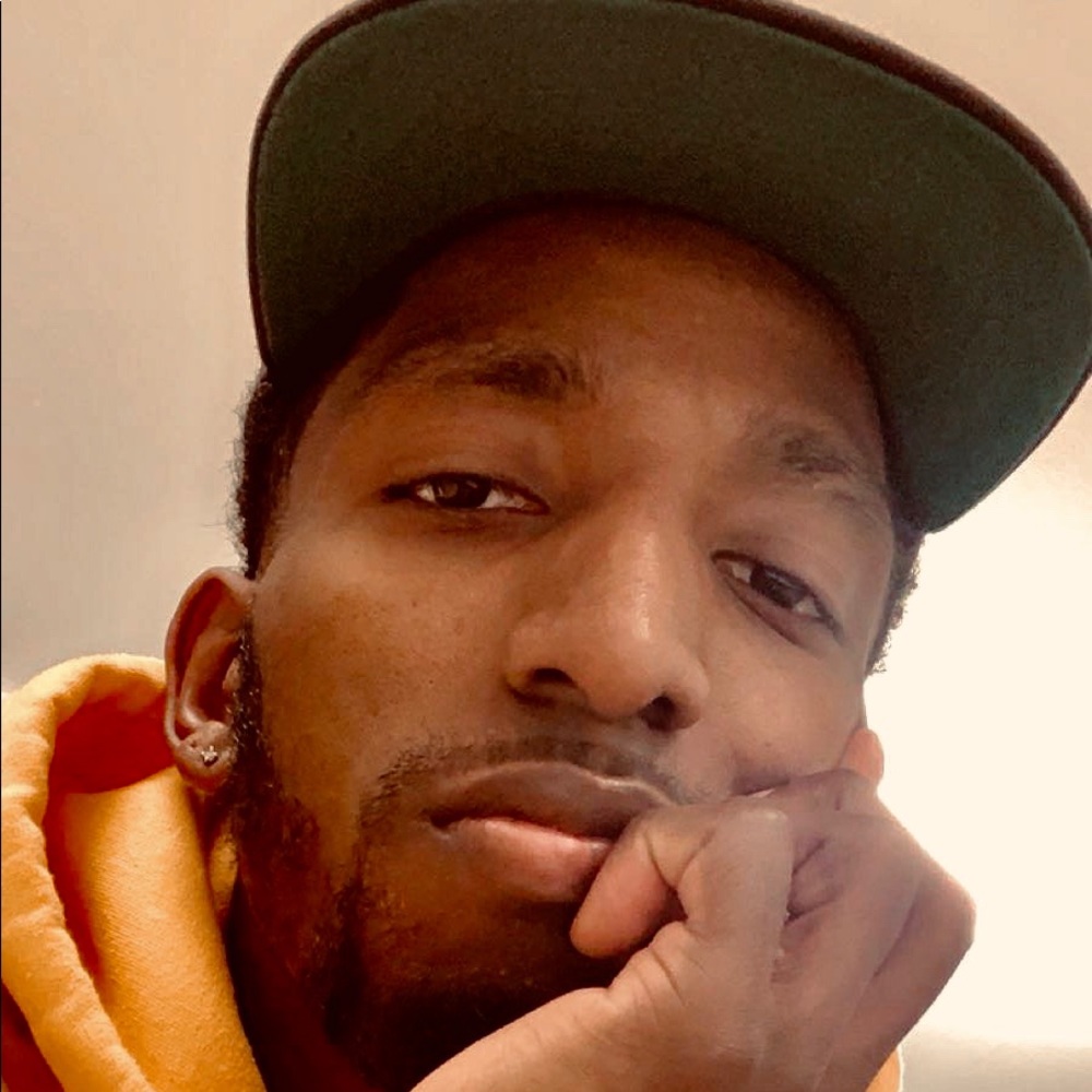Meet your Posher, Sekou